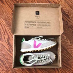 Veja Rio Branco Sneakers